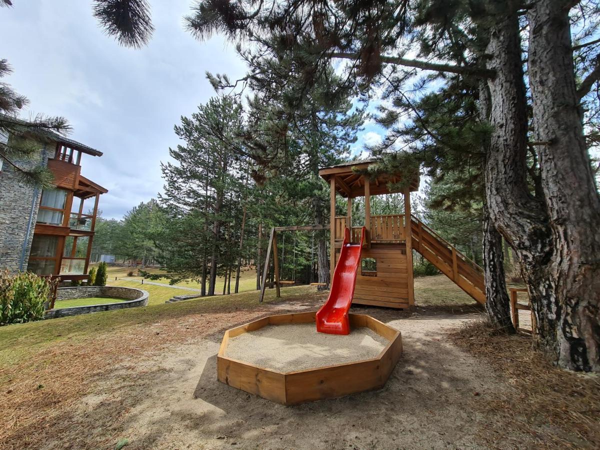 Pirin Golf Apartment Home With Private Garden Bansko Eksteriør billede